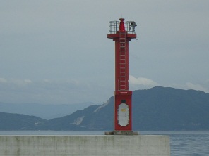 布津港湯田A防砂堤灯台写真