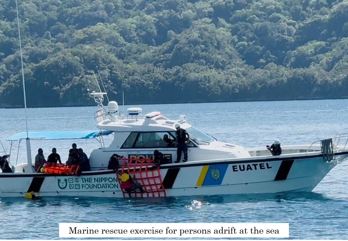 Marine rescue exercise for persons adrift at the sea