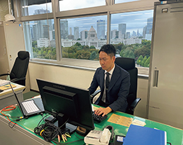情報通信課職員の勤務状況