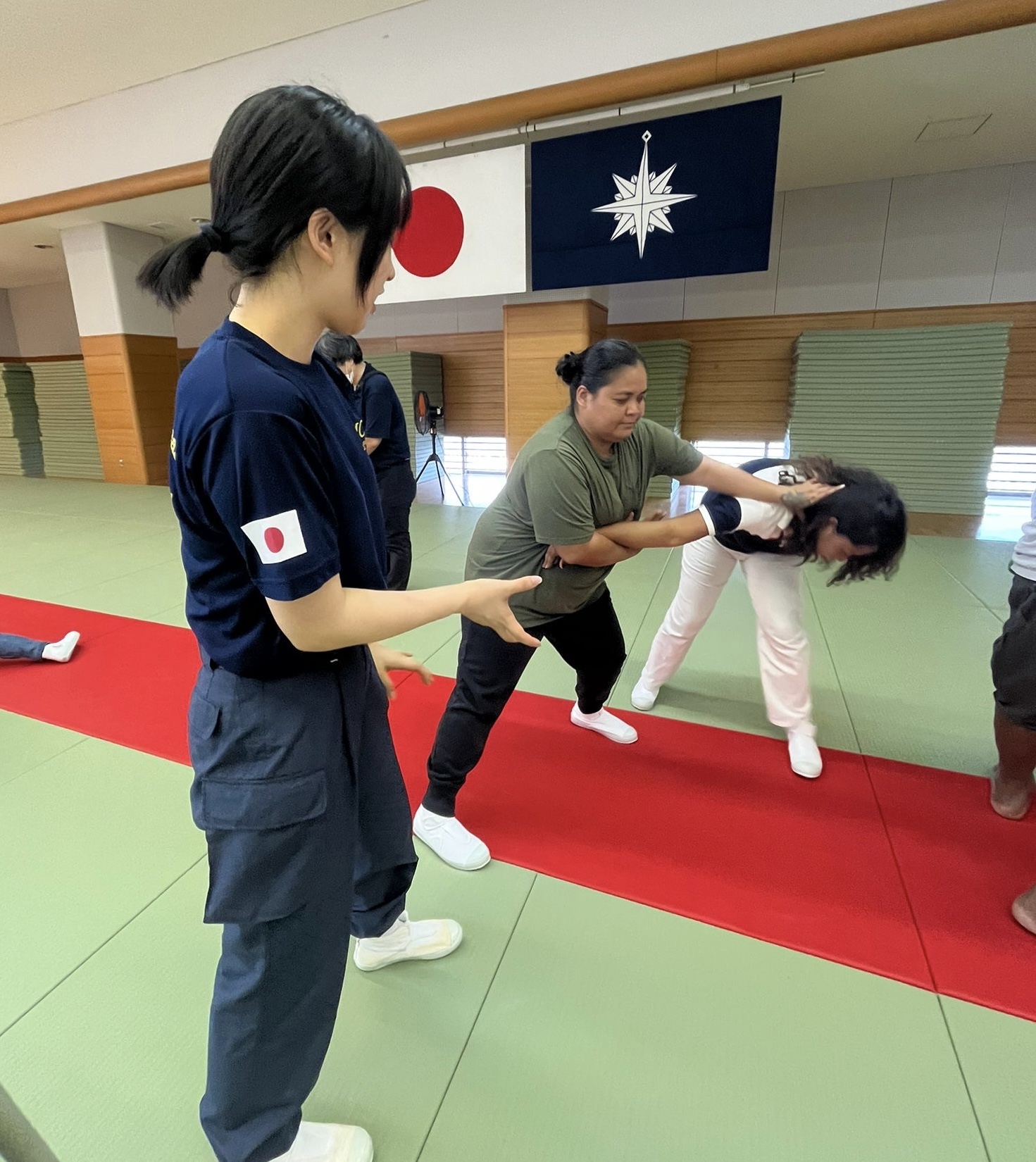 制圧訓練（横浜防災基地）
