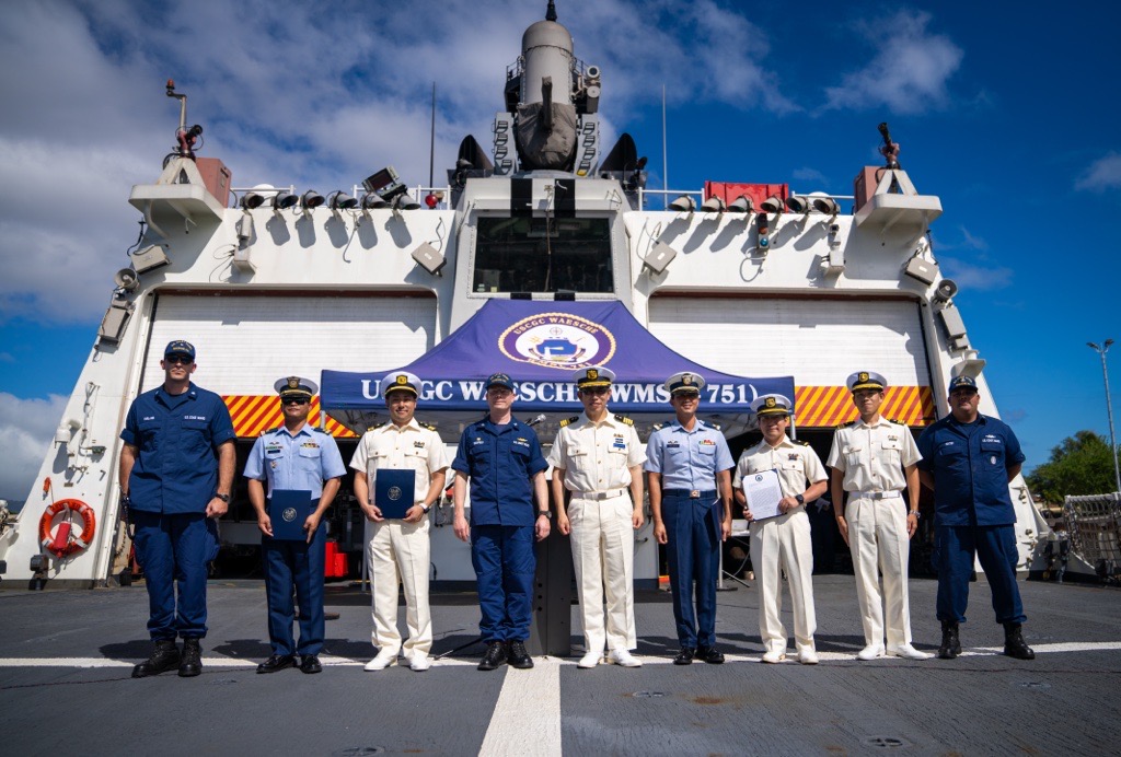 下船式集合写真 （USCG、PCG及びJCG）