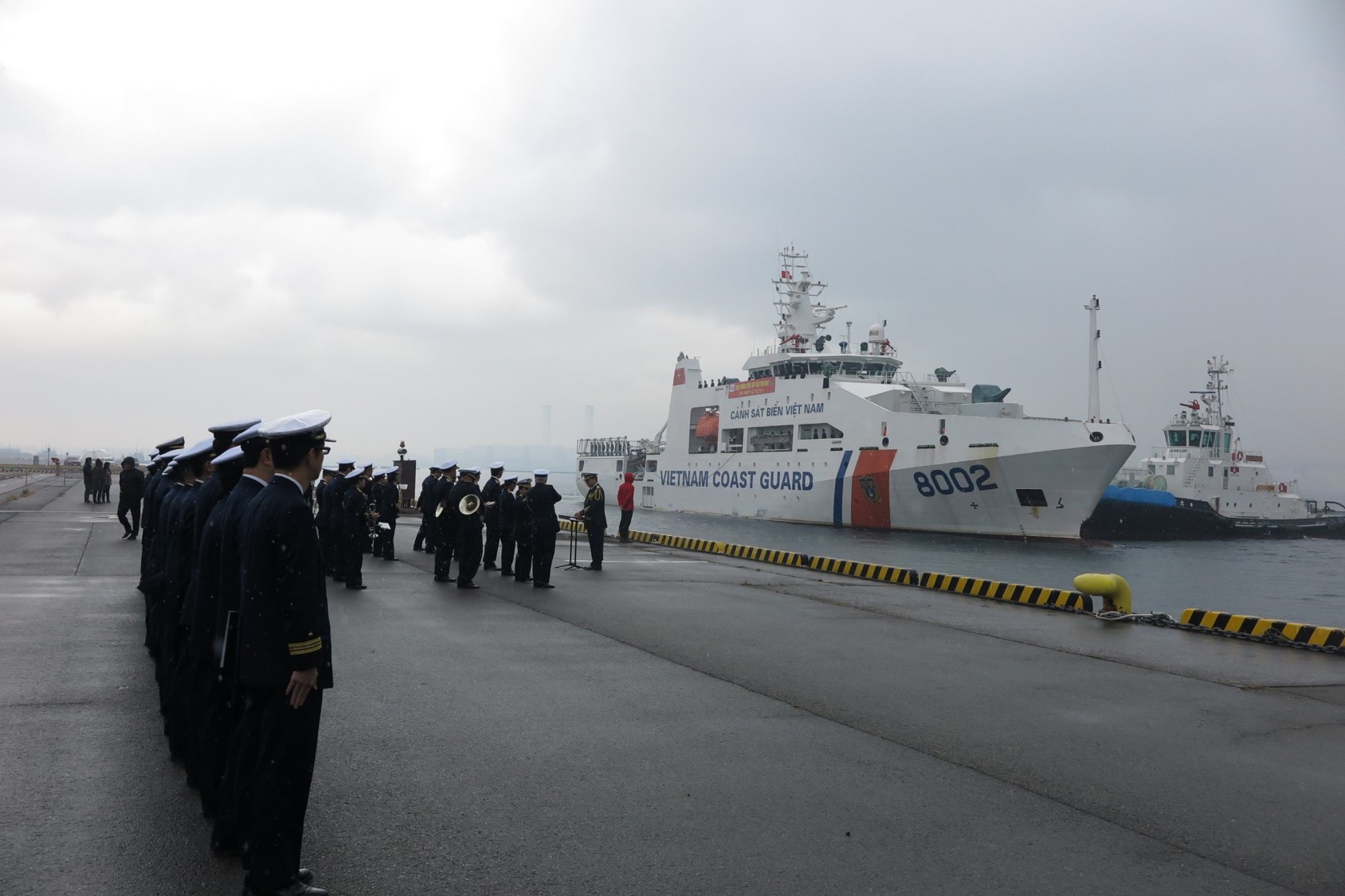 ベトナム海上警察巡視船寄港